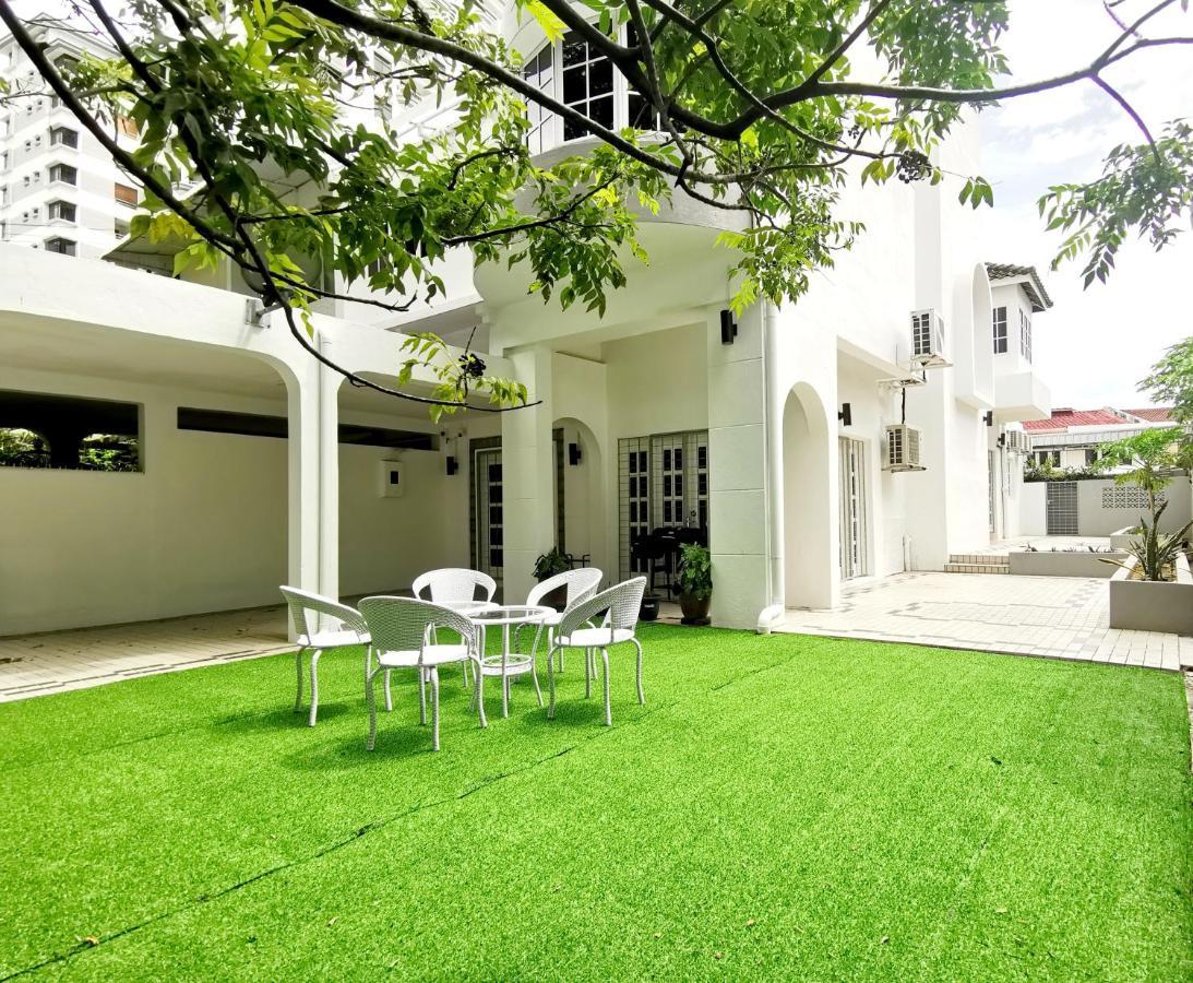 527 Beachhouse L 5 Bedroom With Swimming Pool - 3Min Walk To The Beach Танджунг Бунга Екстериор снимка