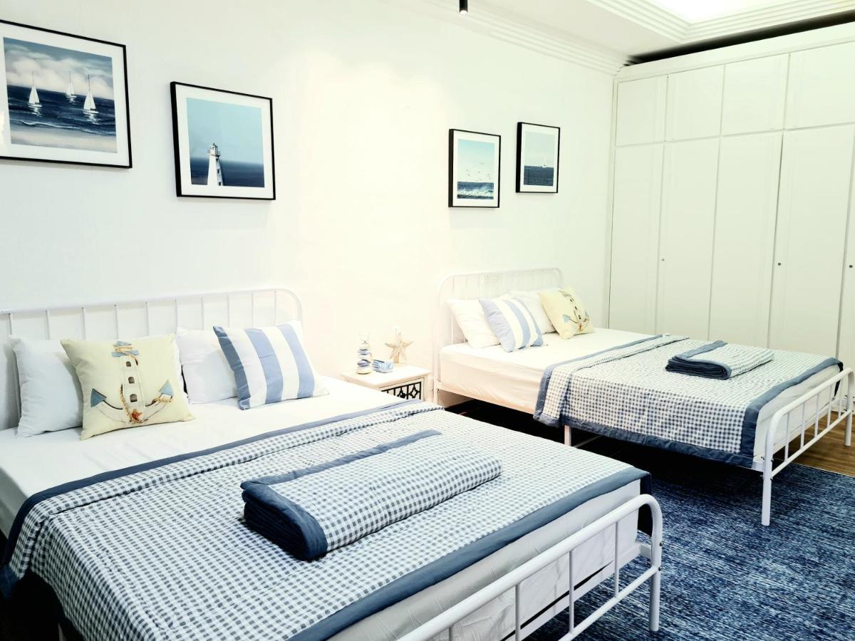 527 Beachhouse L 5 Bedroom With Swimming Pool - 3Min Walk To The Beach Танджунг Бунга Екстериор снимка