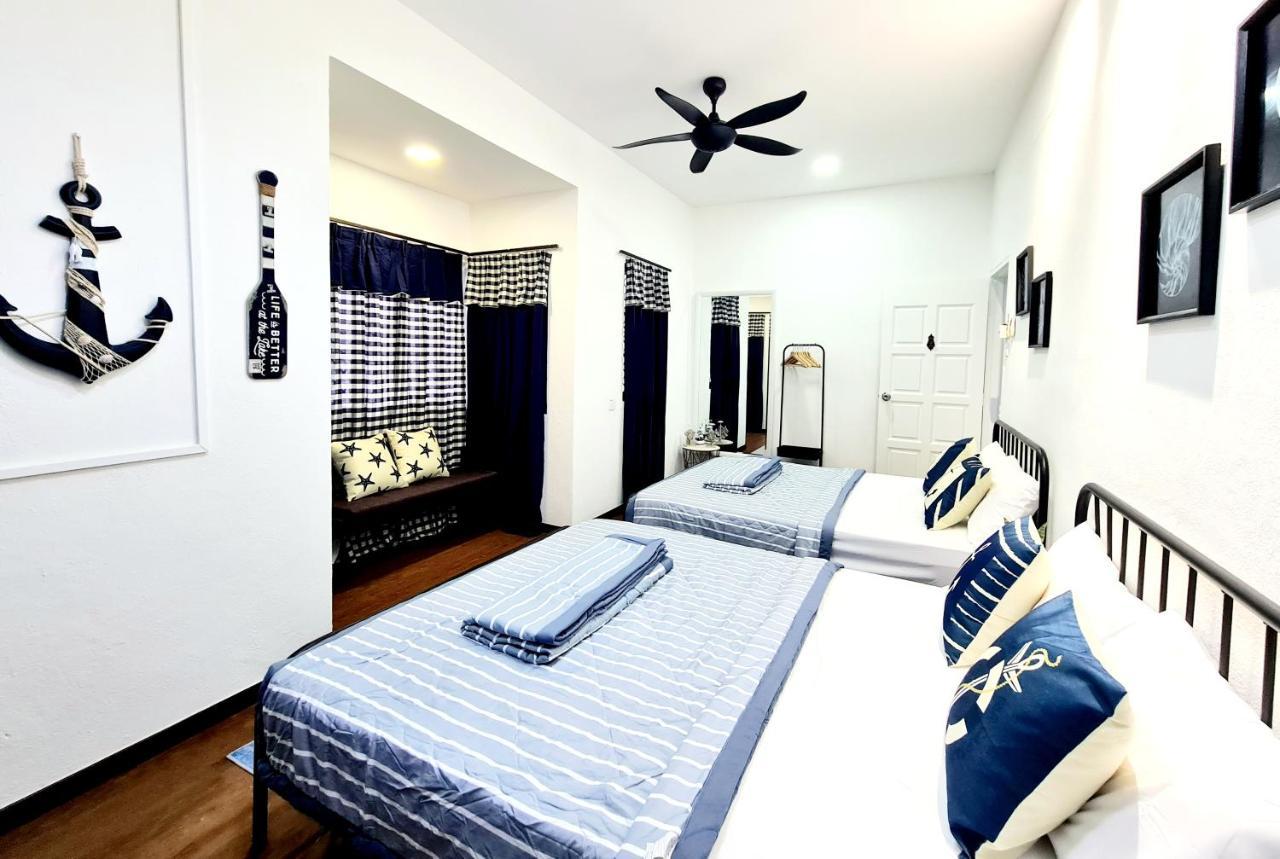527 Beachhouse L 5 Bedroom With Swimming Pool - 3Min Walk To The Beach Танджунг Бунга Екстериор снимка