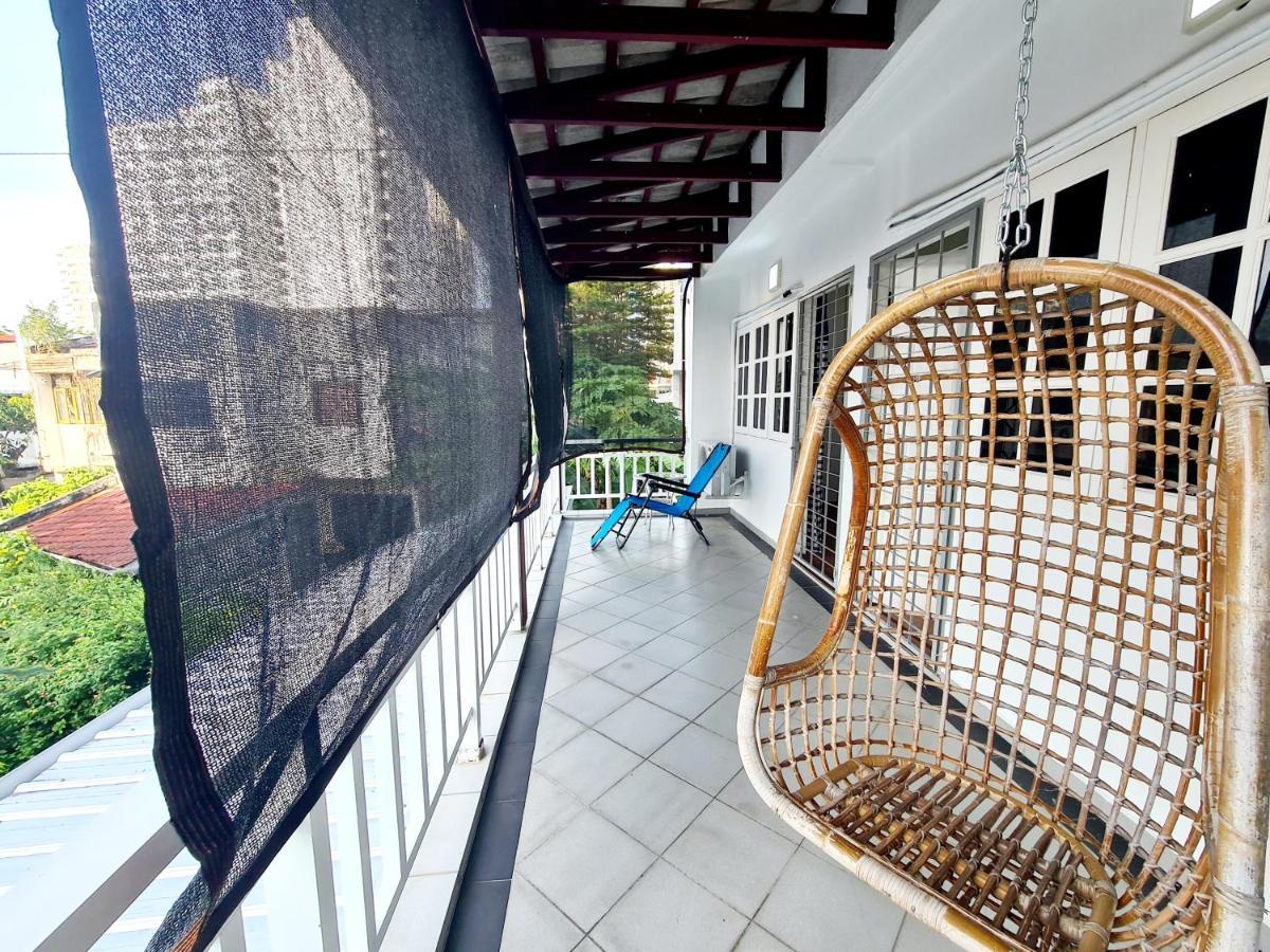527 Beachhouse L 5 Bedroom With Swimming Pool - 3Min Walk To The Beach Танджунг Бунга Екстериор снимка